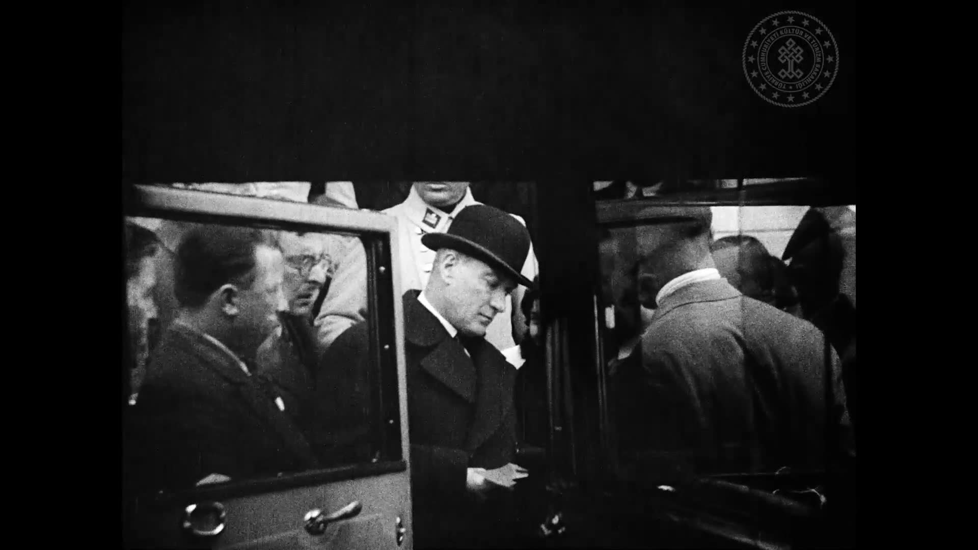 ATATÜRK VE ARKEOLOJİ